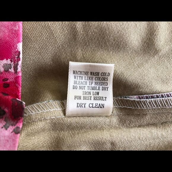 Red Berry Faux Leather Floral Skater Skirt Circle Skirt, Perfect for Spring - Picture 9 of 9